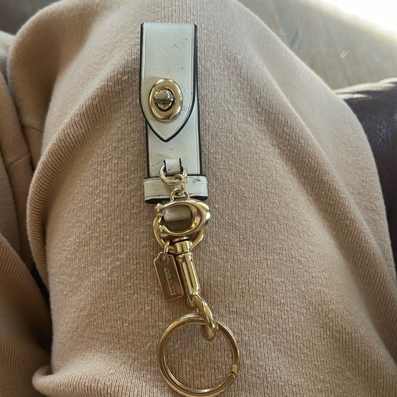 Coach Accessories - EUC Coach Keychain